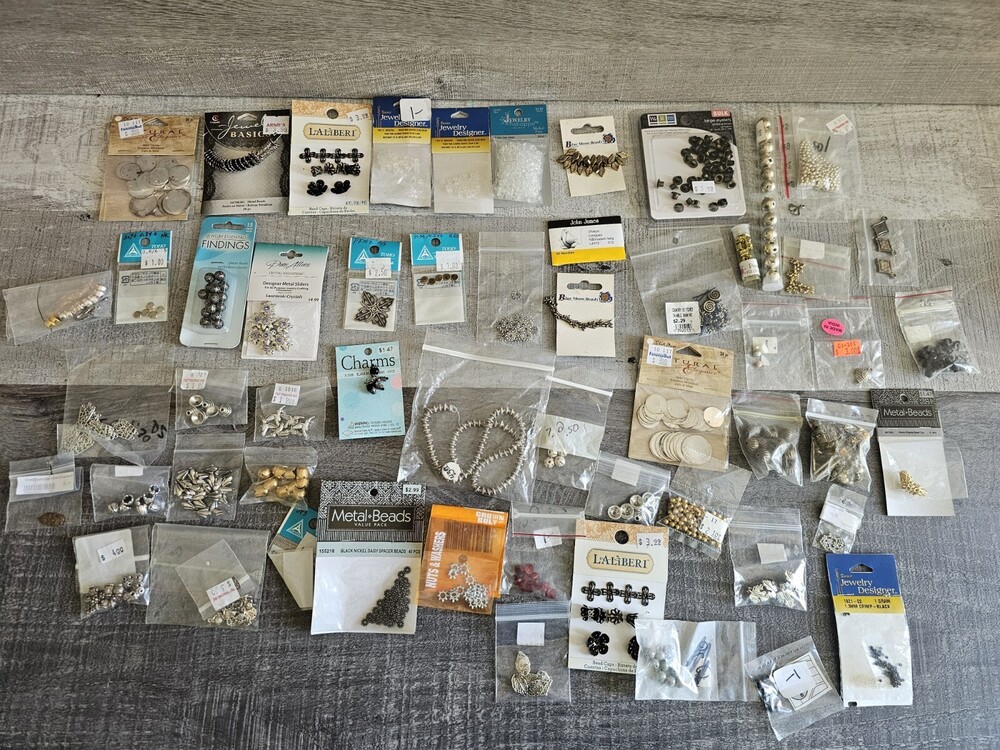 Pendants Lot Jewlery Making Metal Beads Charms Vtg Modern DIY Crafting #34